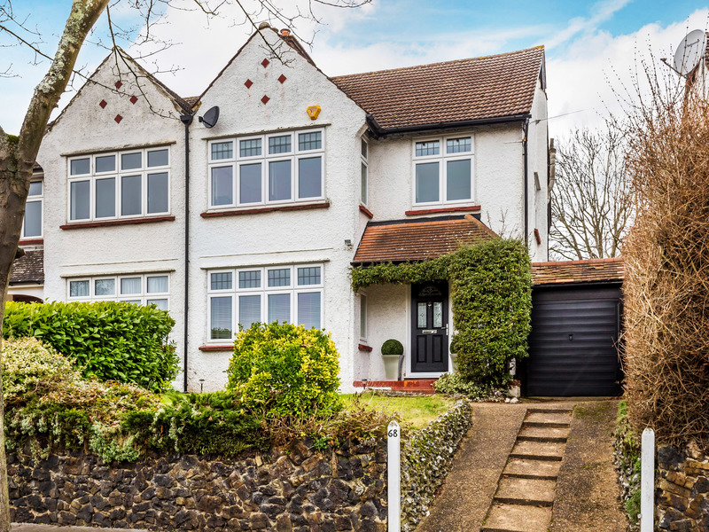 3 bed House - Semi For Sale in South Croydon, Surrey - 2