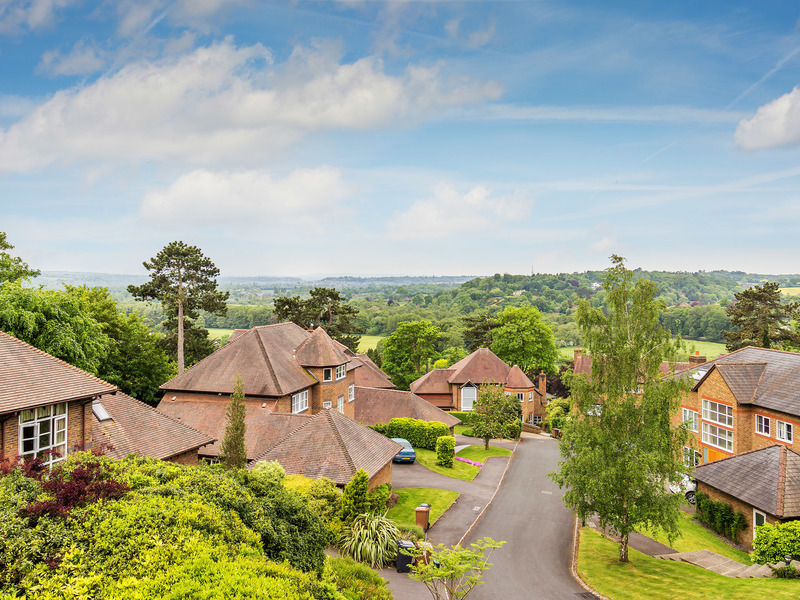 3 Bed Apartment For Sale in Guildford