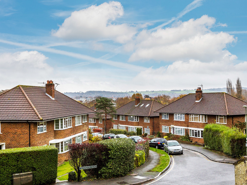 4 bed House - Detached For Sale in Redhill, Surrey - 2