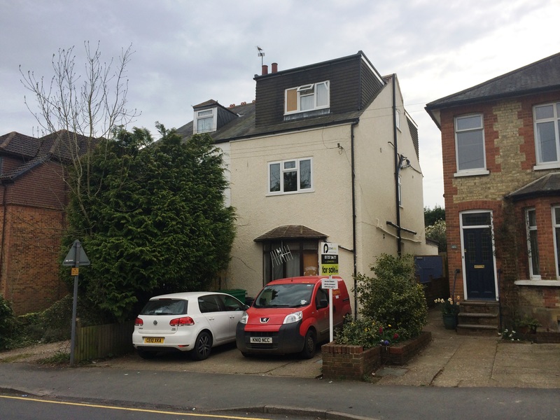 6 bed House - Semi For Sale in Redhill, Surrey - 2