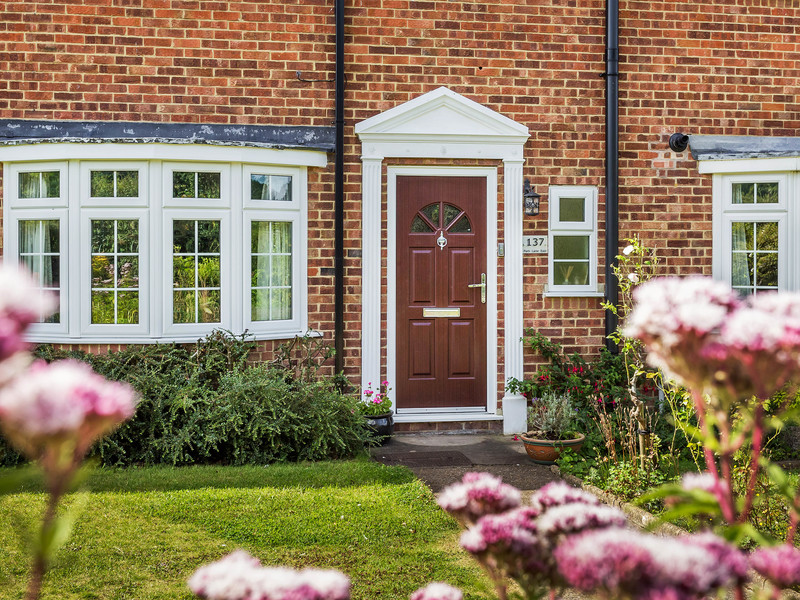 4 bed House - Detached For Sale in Reigate, Surrey - 2