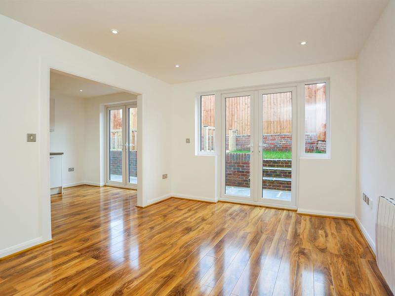 3 bed Bungalow - Semi For Sale in Newhaven, East Sussex - 2