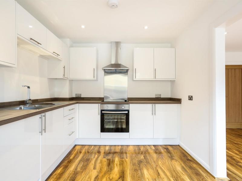 3 bed Bungalow - Semi For Sale in Newhaven, East Sussex - 3