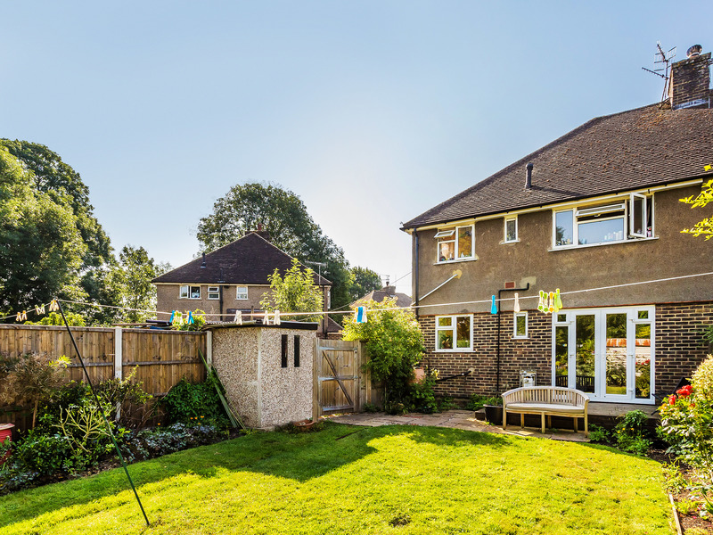 2 bed Apartment For Sale in Horley, Surrey - 2