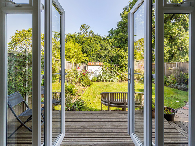 2 bed Apartment For Sale in Horley, Surrey - 3
