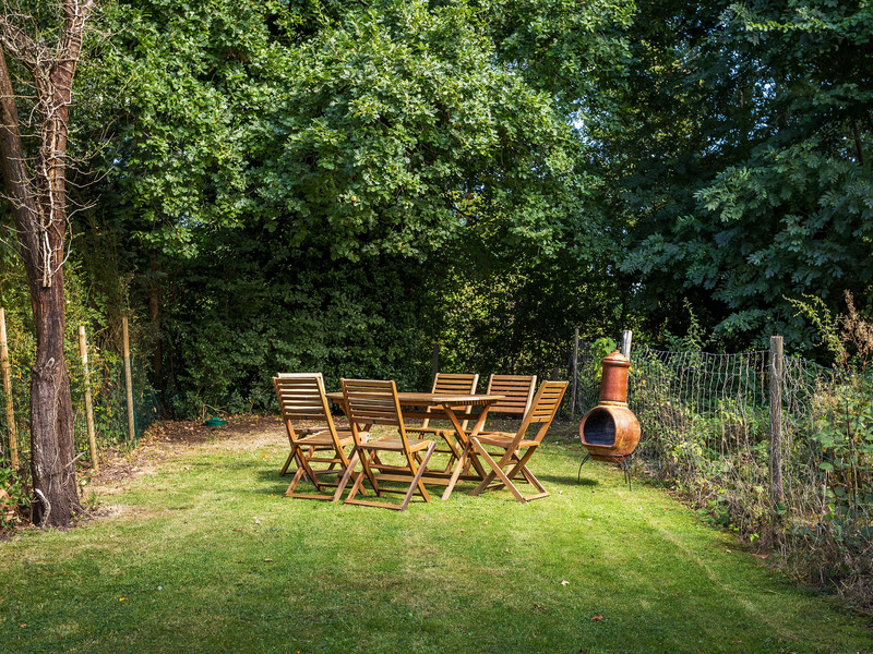 1 bed Apartment For Sale in Betchworth, Surrey - 2