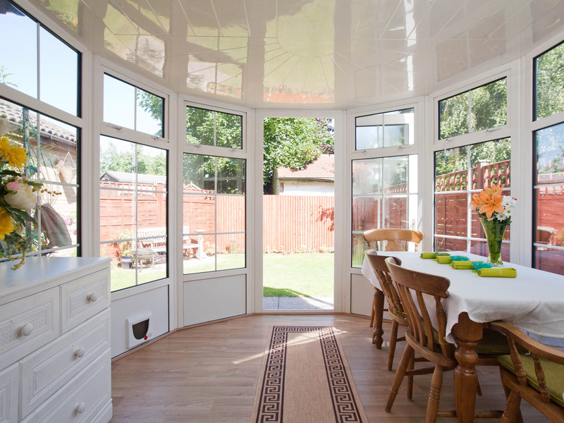 2 bed House - Detached For Sale in Horley, Surrey - 3