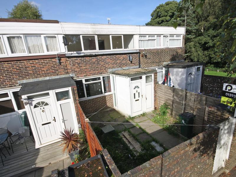 3 bed House - Terrace For Sale in Crawley, West Sussex