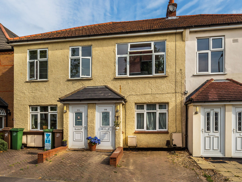 1 bed Apartment For Sale in Carshalton, Surrey