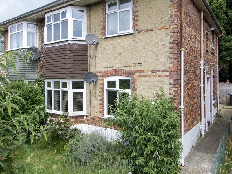 2 bed Apartment For Sale in Poole, Dorset