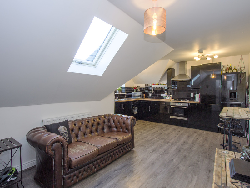 1 bed Apartment For Sale in Bournemouth, Dorset - 3