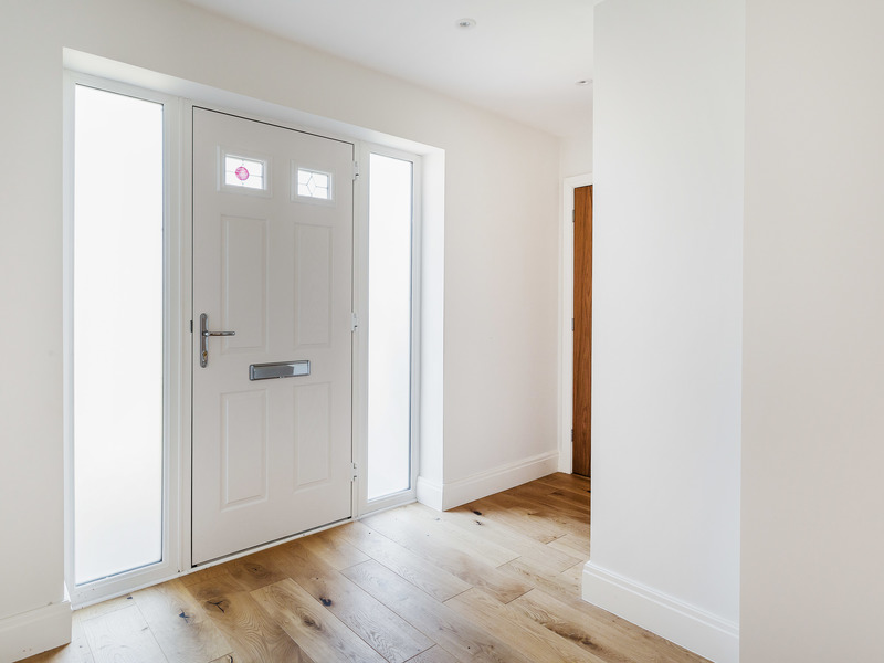 4 bed House - Detached For Sale in Lingfield, Surrey - 2