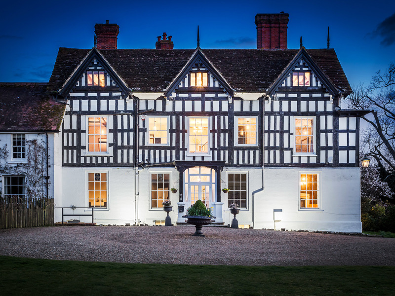 4 bed Character Property For Rent in Reigate, Surrey - 2