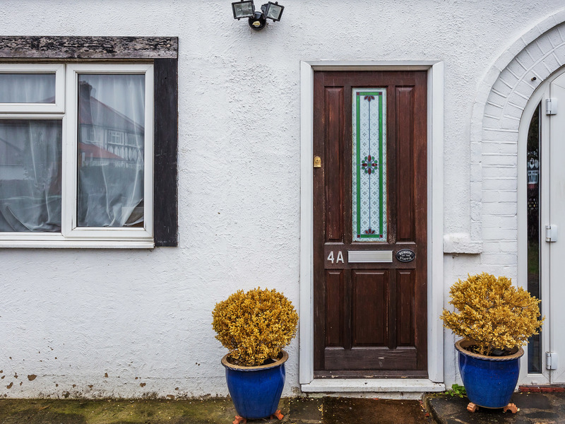 2 bed House - End Terrace For Sale in Epsom, Surrey - 3