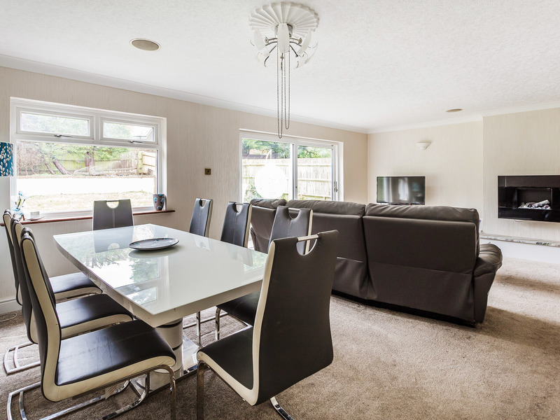 3 bed Bungalow - Semi For Sale in Caterham, Surey
