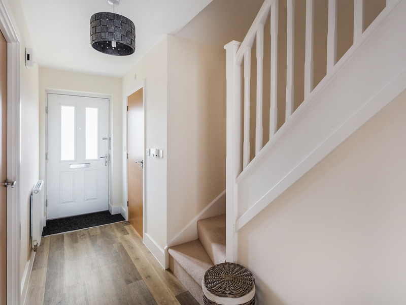3 bed House - Semi For Sale in Crawley, West Sussex - 2
