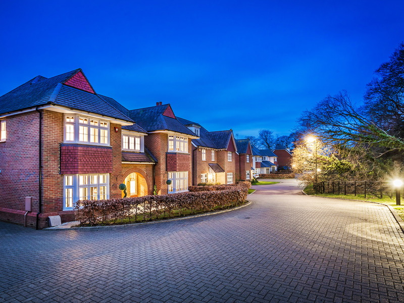 5 bed House - Detached For Sale in Crawley, West Sussex - 3