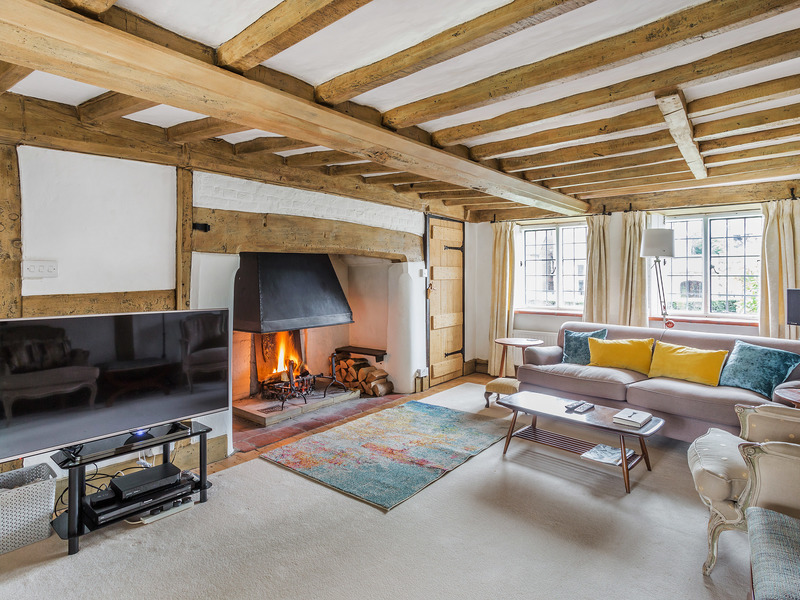 4 bed House - Semi For Sale in Cuckfield, West Sussex - 2