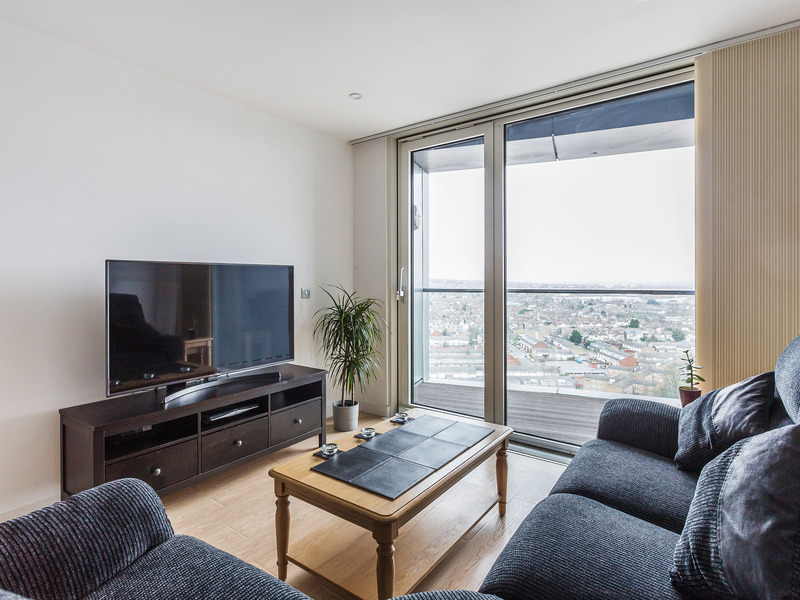 2 bed Apartment For Sale in Croydon, Surrey