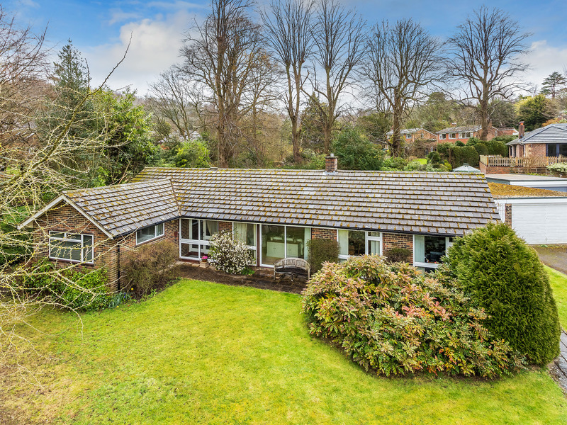 3 bed Bungalow - Detached For Sale in Reigate, Surrey - 2
