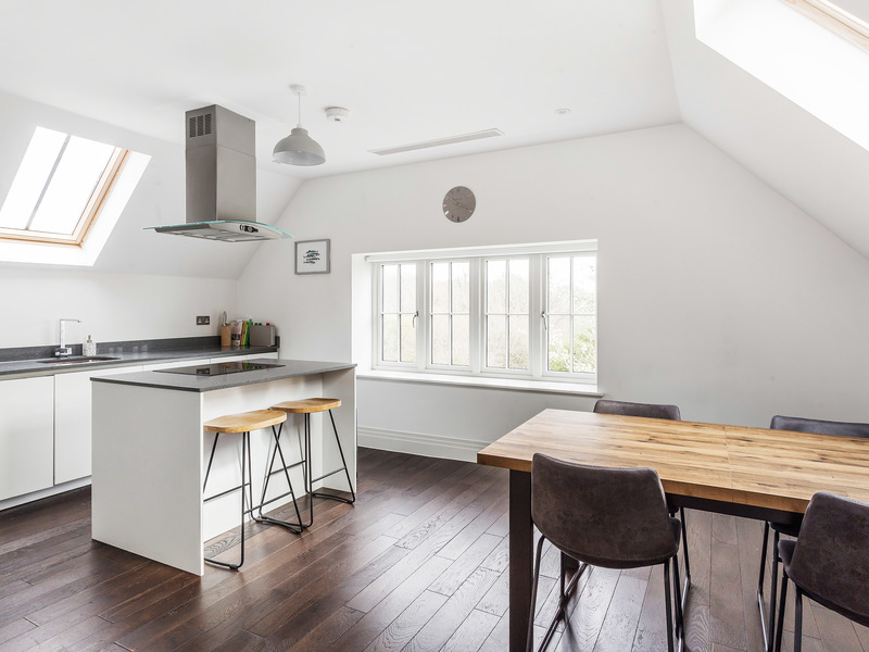 2 bed Apartment For Rent in Horley, Surrey - 2