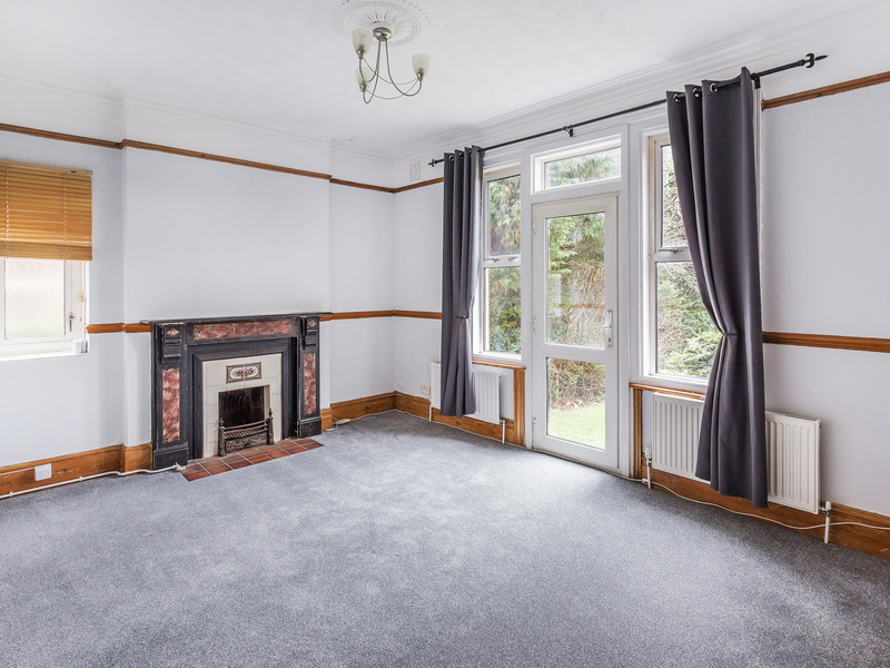 1 bed Apartment For Rent in Reigate, Surrey