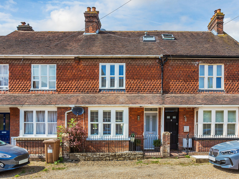 4 bed House - Terrace For Sale in Reigate, Surrey - 3