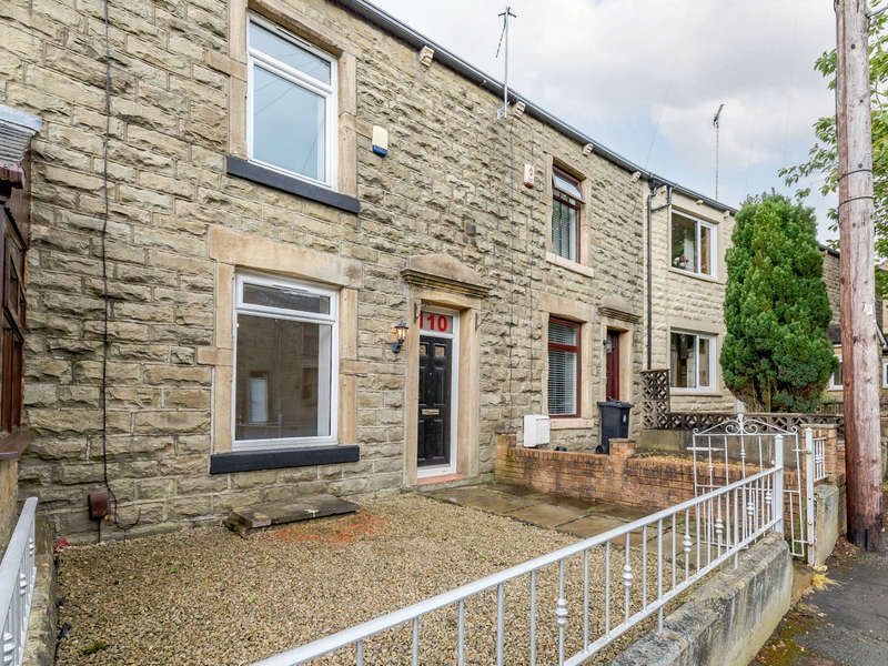 3 bed House - Terrace For Sale in Bacup, Lancashire - 2