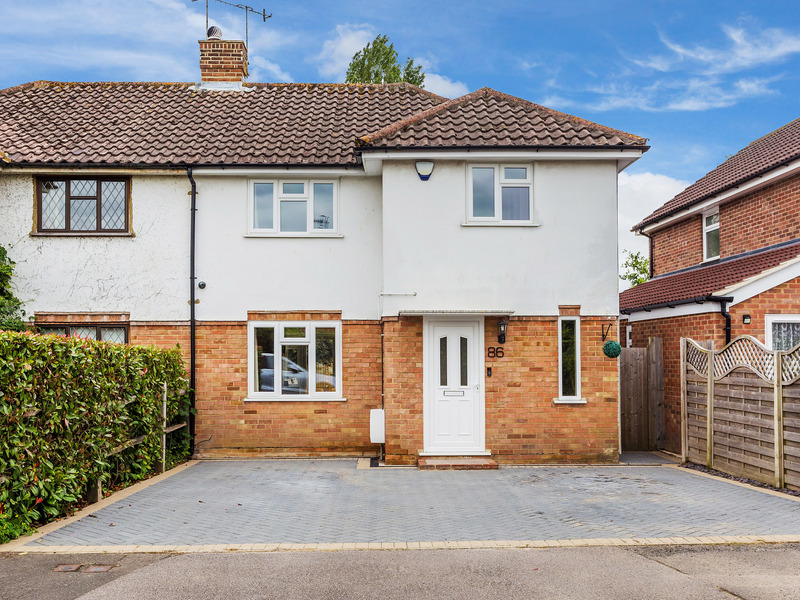 3 Bed House Semi For Sale in Horley