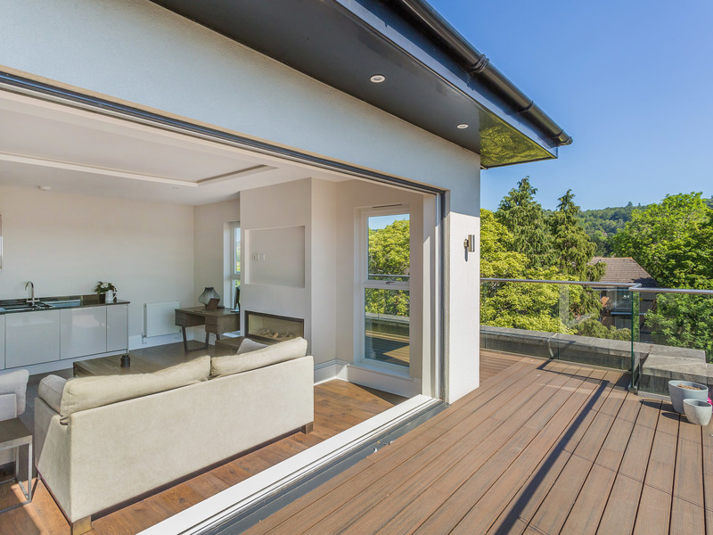 2 bed Apartment For Sale in Reigate, Surrey