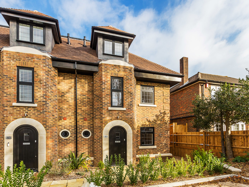 4 bed House - Townhouse For Sale in Croydon, Surrey