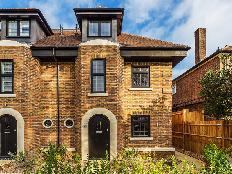 4 bed House - Townhouse For Sale in Croydon, Surrey - 2