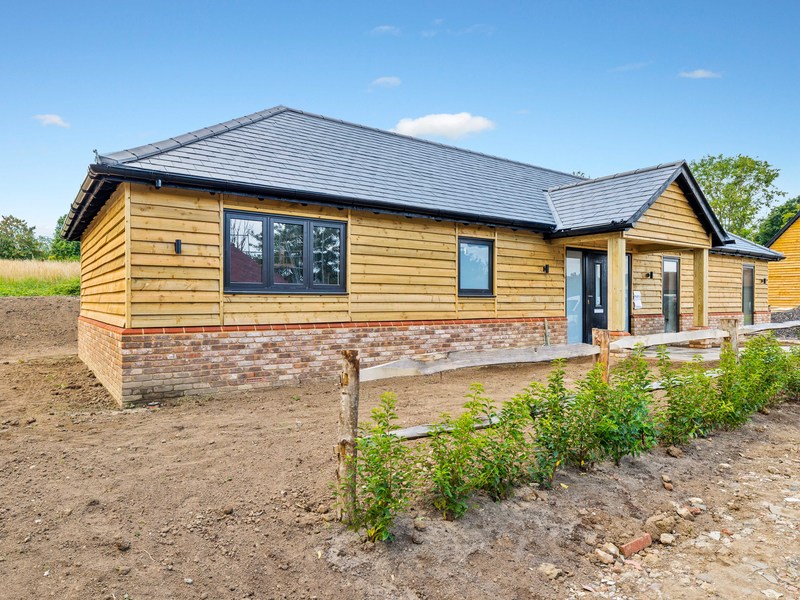 3 bed Bungalow - Detached For Sale in Newdigate, Surrey - 2