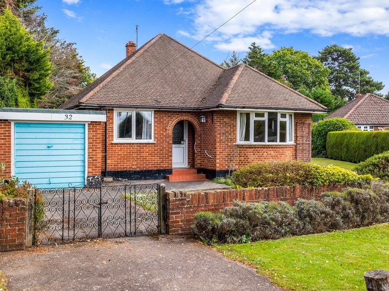 3 bed Bungalow - Detached For Sale in Cobham, Surrey