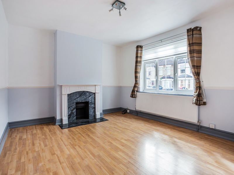 1 bed Apartment For Rent in Croydon, Surrey
