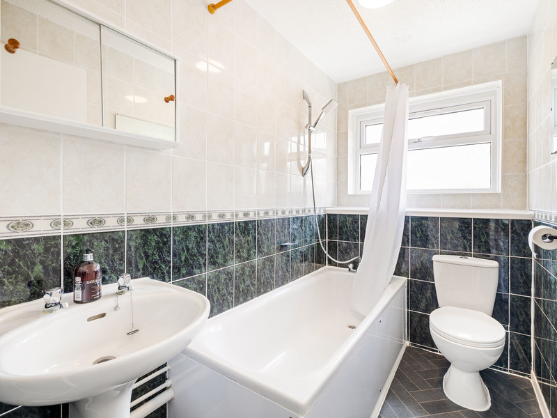 2 bed House - End Terrace For Rent in Brighton, East Sussex - 3