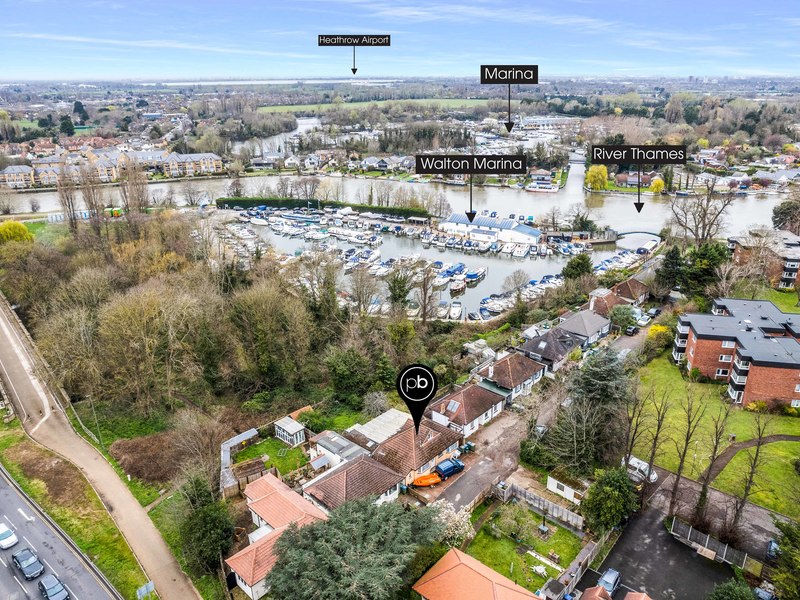 3 bed House - Detached For Sale in Walton-on-thames, Surrey