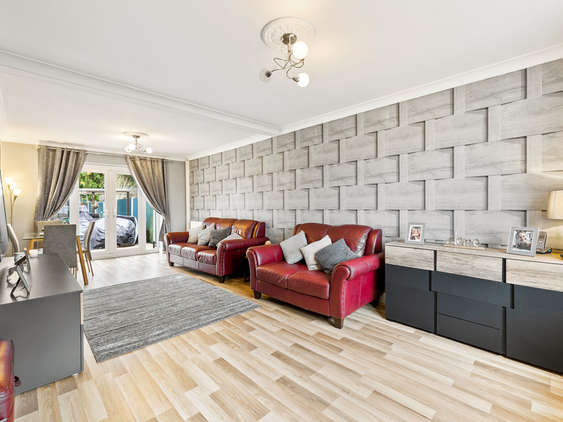 3 bed House - Semi For Sale in Croydon, Surrey