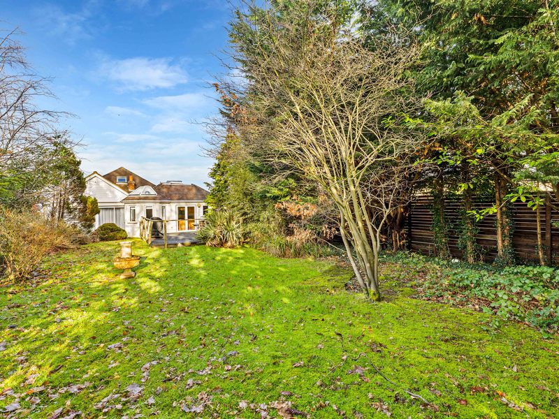 3 bed Bungalow - Detached For Sale in Warlingham, Surrey - 2