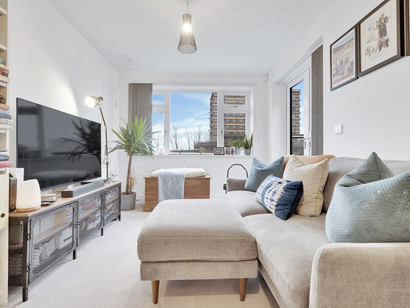 1 bed Apartment For Sale in Croydon, Surrey