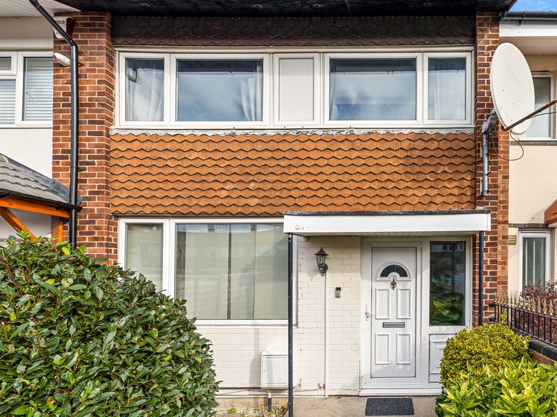 3 bed House - Terrace For Sale in Slough, Berkshire