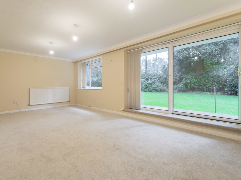 3 bed Apartment For Sale in Poole, Dorset