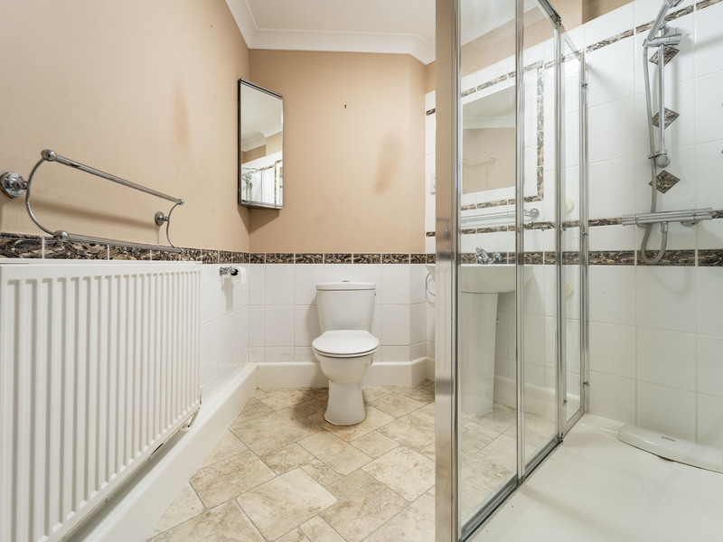 3 bed Apartment For Sale in Poole, Dorset - 3
