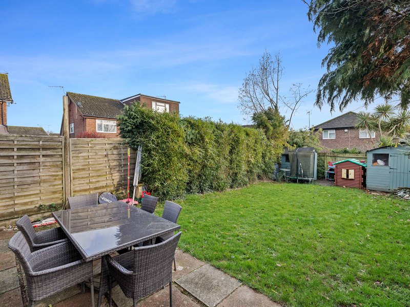 3 bed House - Semi For Sale in Crawley, West Sussex