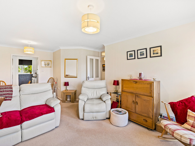2 bed Apartment For Sale in Bognor Regis, East Sussex - 3