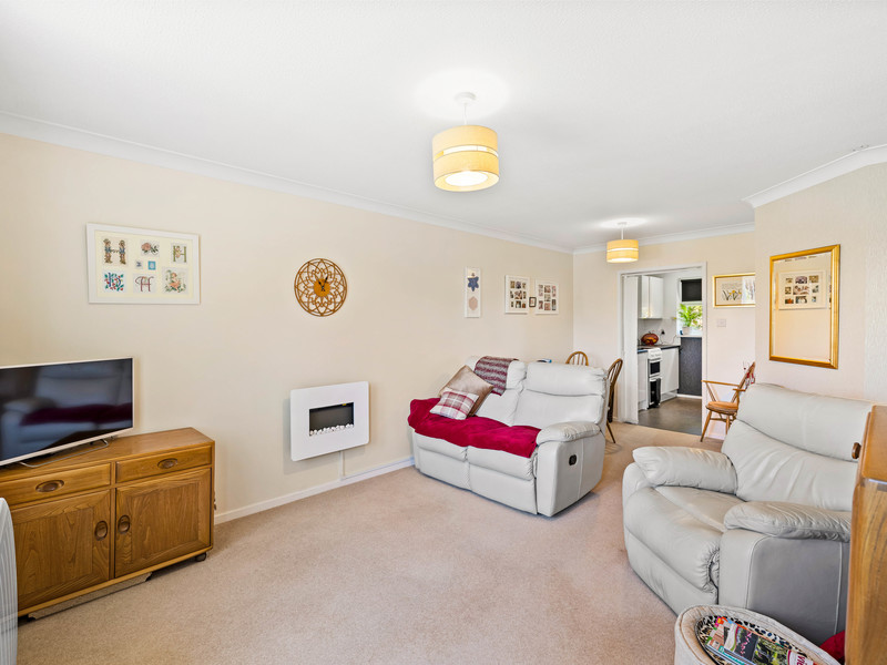 2 bed Apartment For Sale in Bognor Regis, East Sussex - 2