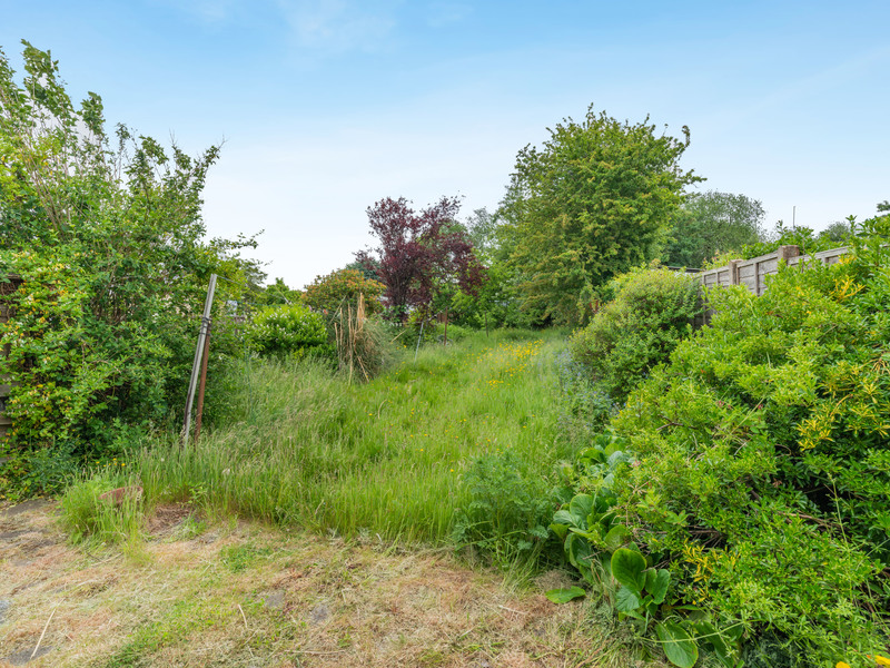 3 bed House - Semi For Sale in Oldbury, West Midlands - 3