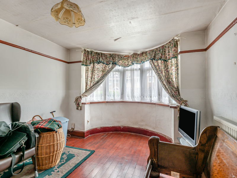 3 bed House - Semi For Sale in Oldbury, West Midlands - 2