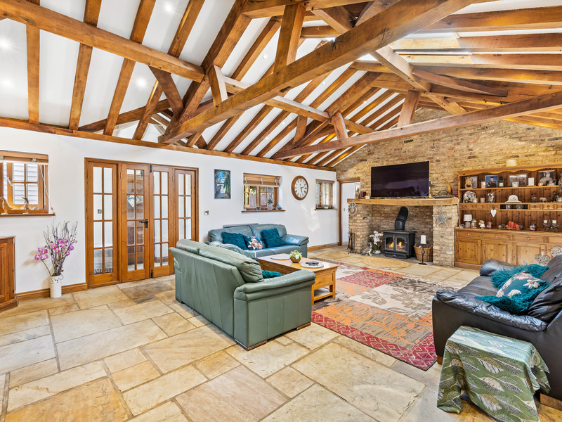 4 bed House - Detached For Sale in South Godstone, Surrey - 3