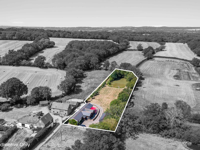 4 bed House - Detached For Sale in South Godstone, Surrey - 2